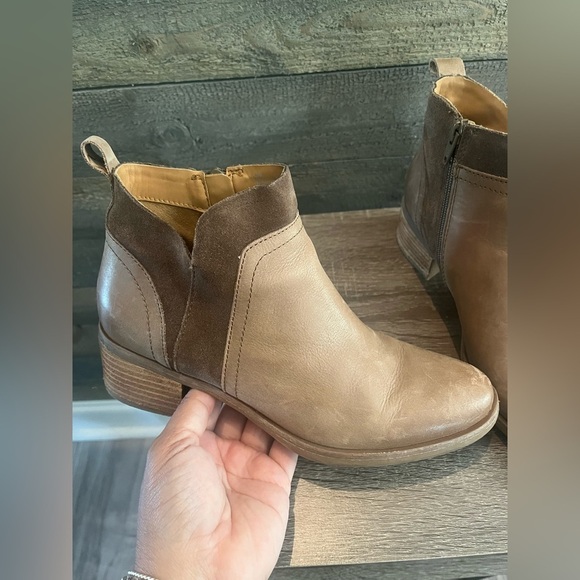 Korks Leather and Suede Zipper Booties Nude Tan Size 6.5 - Picture 10 of 14